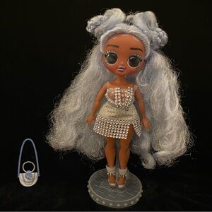 LOL Surprise OMG Fashion Show Style Missy Frost Fashion Doll